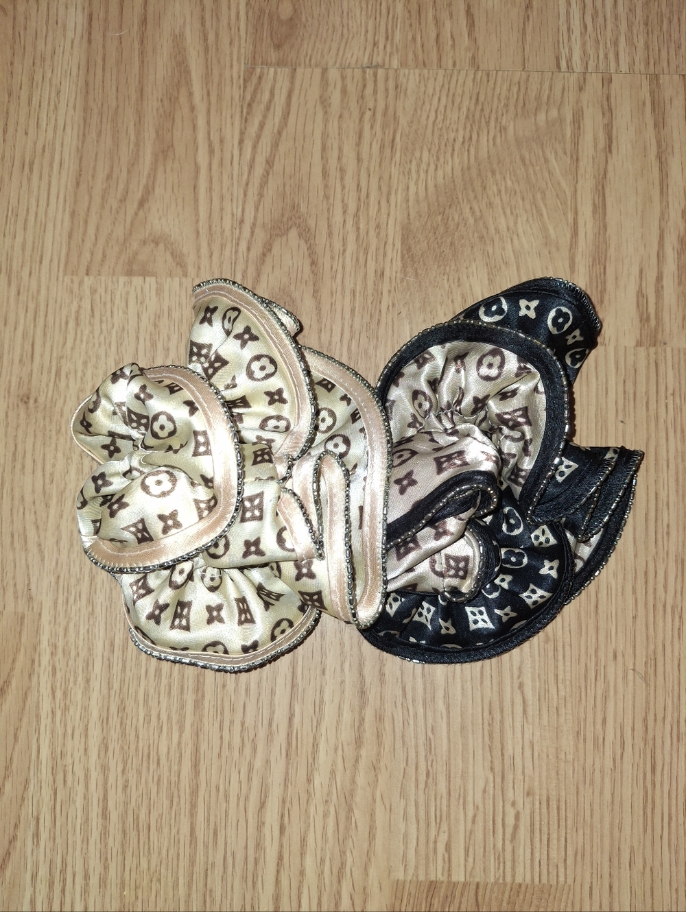 2 scrunchies designer inspired